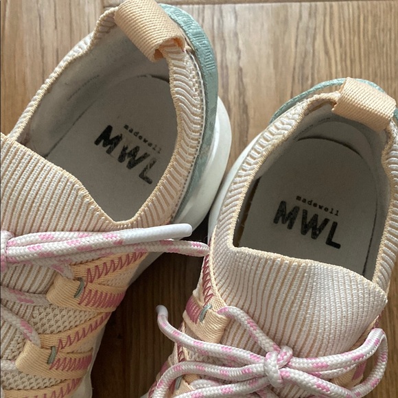 NEW Madewell MWL Field Knit Sneakers Celadon Pink 8.5 - Picture 3 of 8